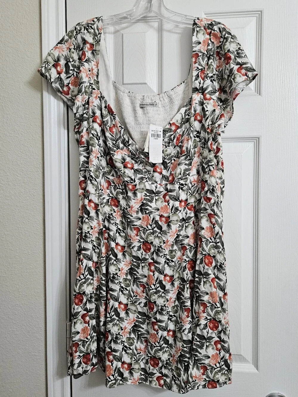 New With Tags Abercrombie Tomato Dress With Pockets - Picture 1 of 10